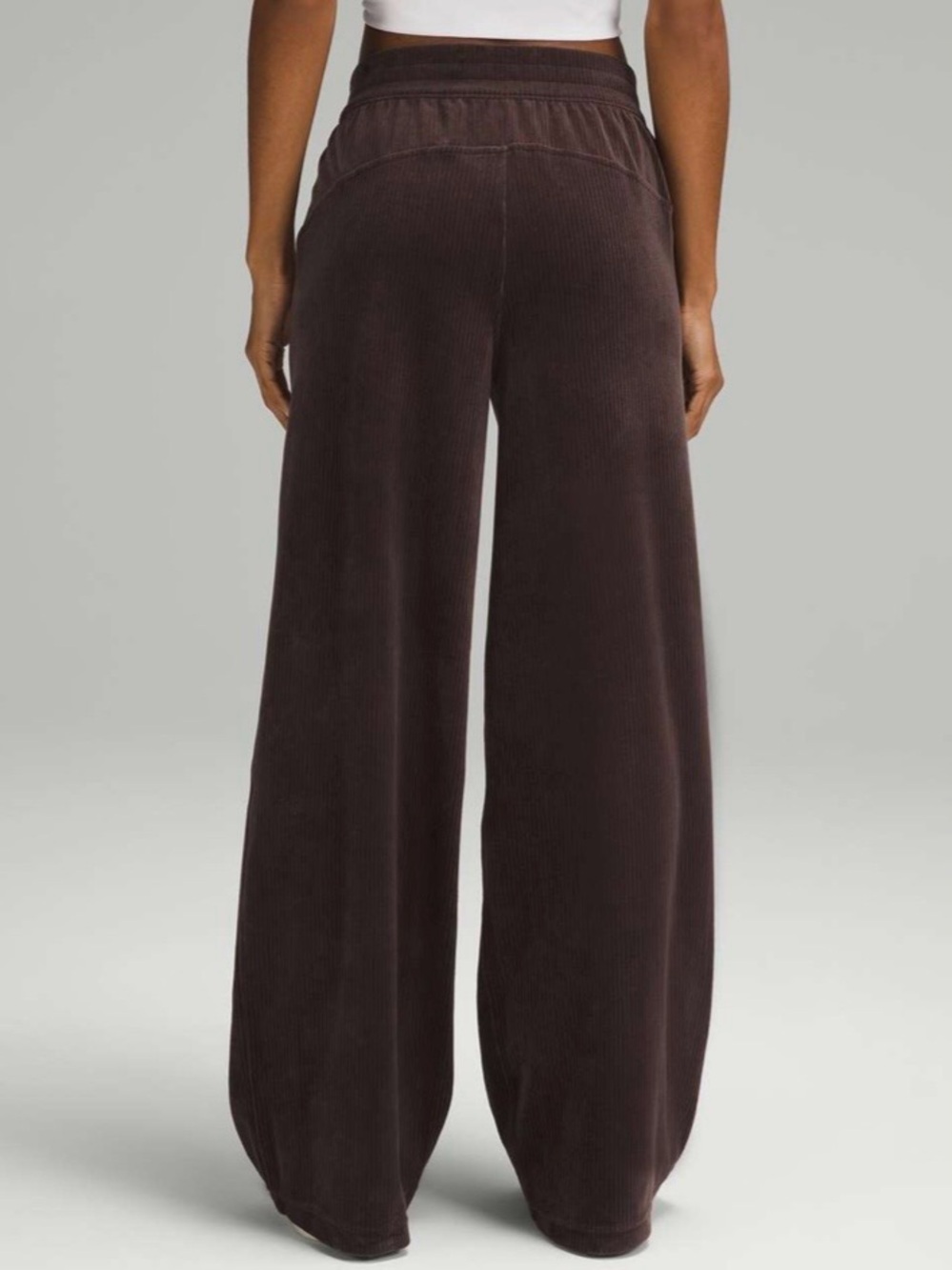 Lululemon Scuba Mid-Rise Wide-Leg Pant Velvet Cord Espresso NWT Size 14 Athletic - Picture 8 of 14